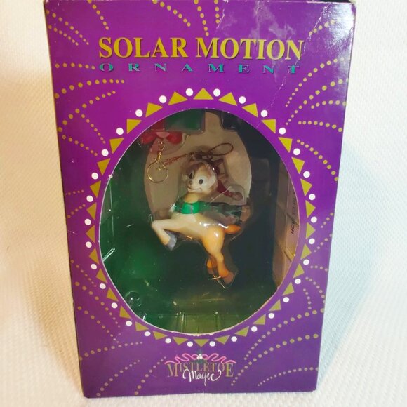 Solar motion mistletoe Magic reindeer Christmas Present ornament Vintage #C13 - Picture 1 of 3